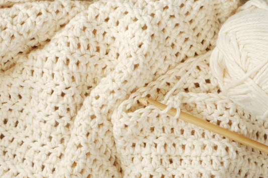 How to Crochet A Simple Throw Blanket (Free Pattern)